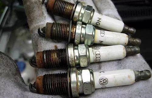 尾气不合格要去修理厂怎么处理,汽车尾气不合格报废怎么办