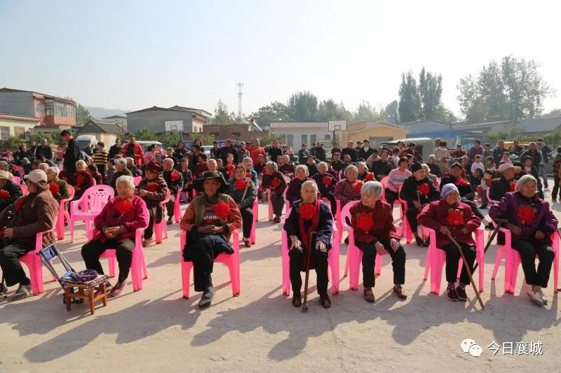 九九重阳节浓浓敬老情字体,九九重阳节浓浓敬老情心得体会