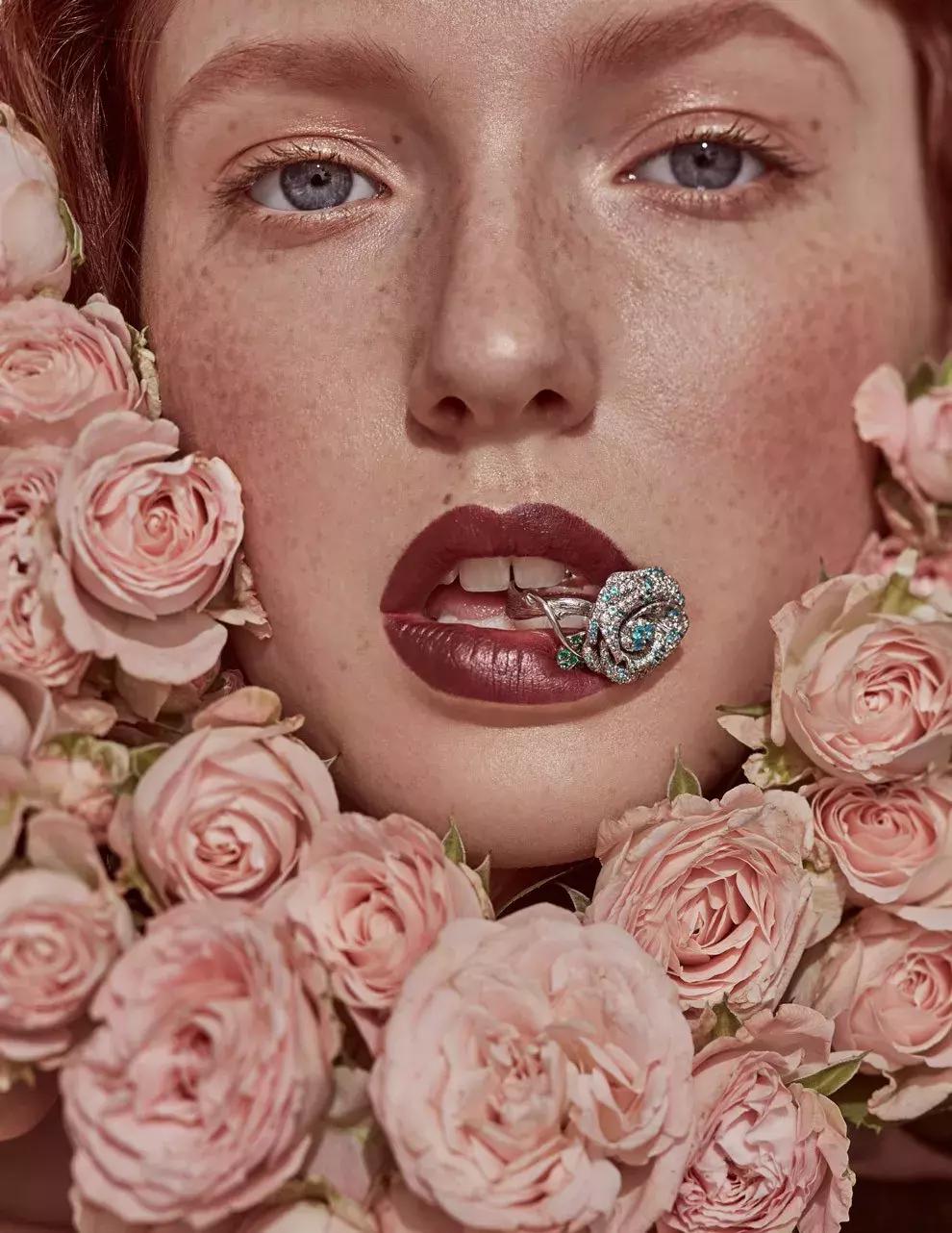 选择蓝色的好处,选择蓝色的人是什么心理