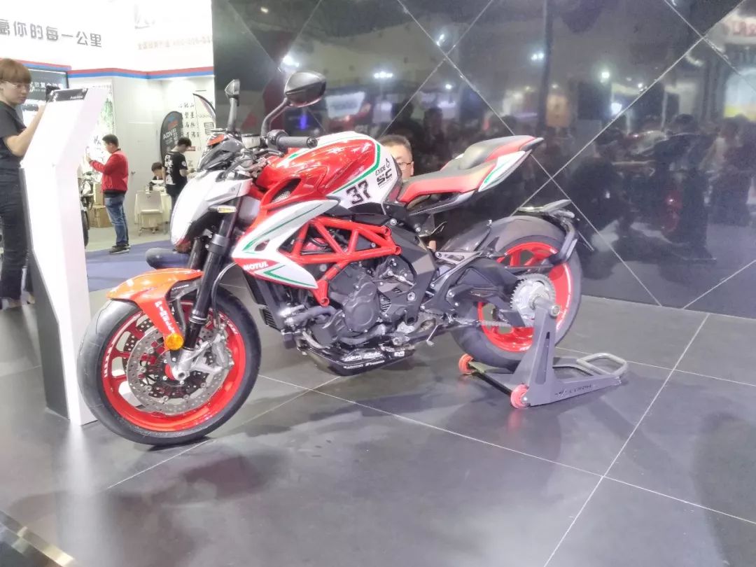 搭载宝马发动机的国产车型,搭载宝马发动机的国产车怎么样