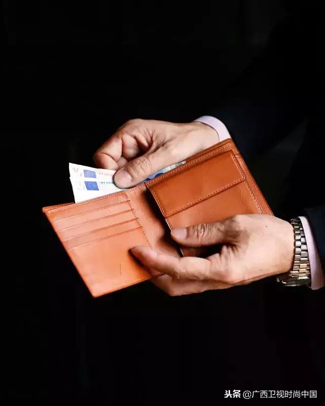 男士钱包推荐轻奢,男士钱包真皮正品