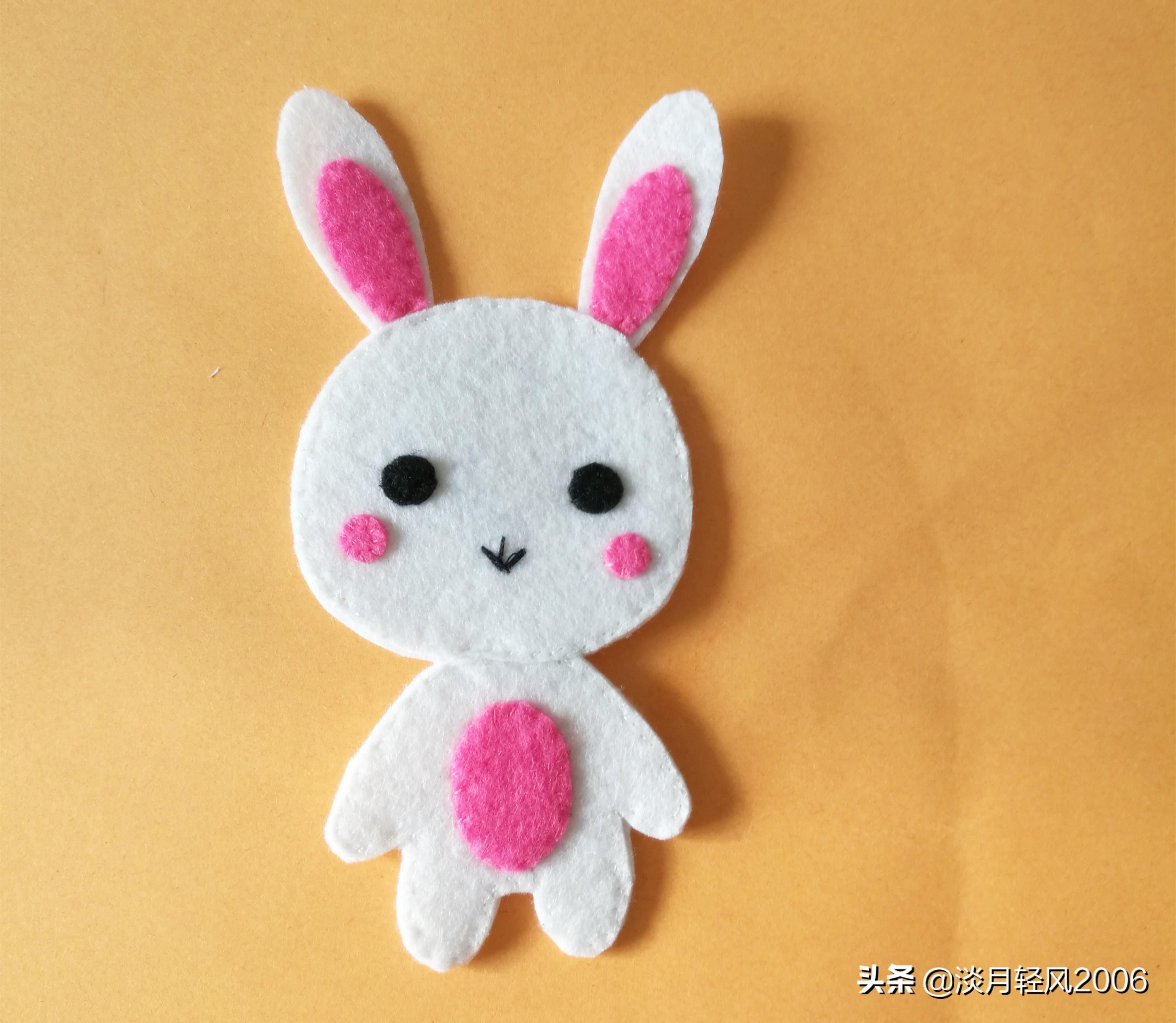 小兔子书签制作方法简单可爱,简单漂亮的小兔子书签你学会了吗
