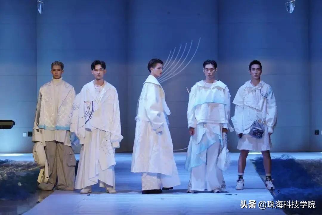 读一所校园环境和学习氛围全方位一流的大学是什么体验？