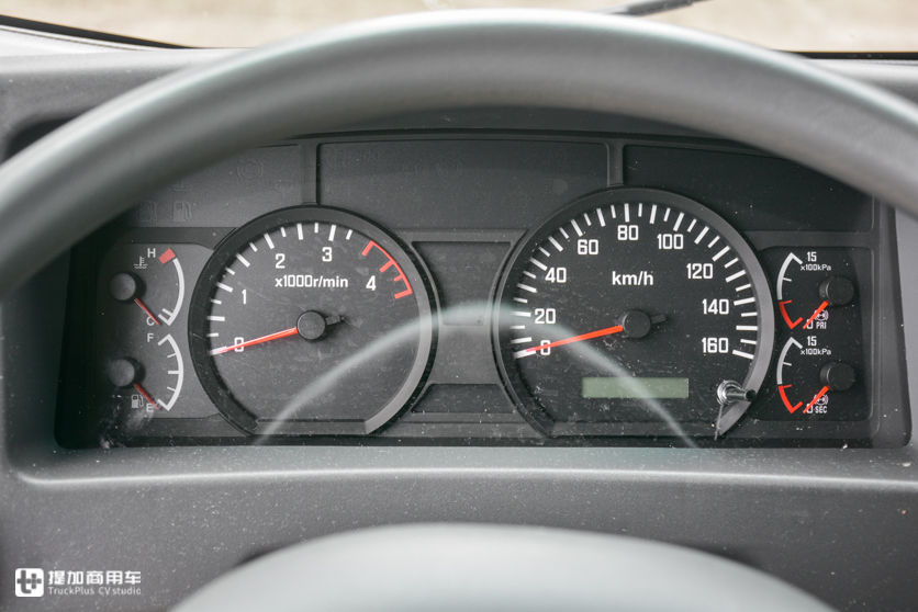 庆铃kv100轻卡3.0跟2.5有什么区别,kv100庆铃冷藏轻卡评测