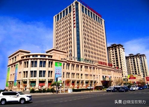 内蒙古鄂尔多斯七星湖酒店,内蒙古鄂尔多斯有什么酒店