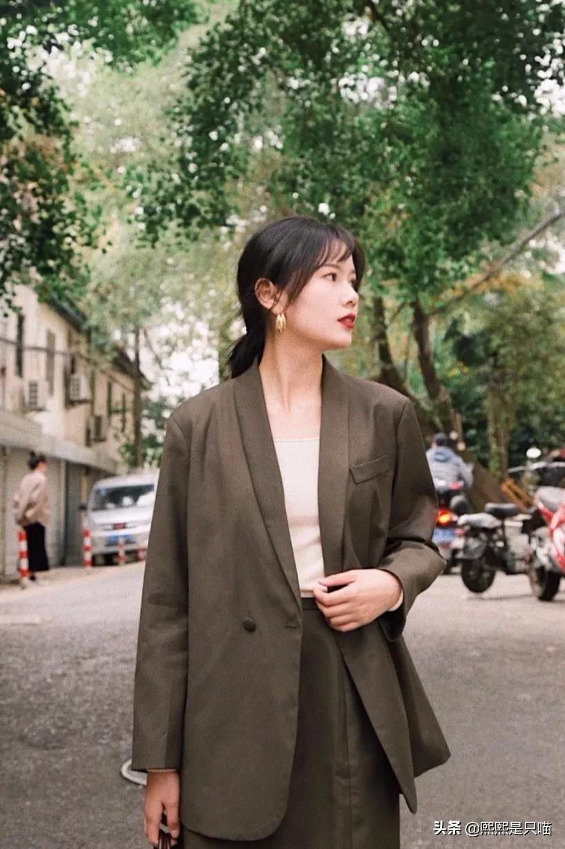 如何搞定冬日穿搭这些搭配就够了,秋日值得入手的9套显气质穿搭