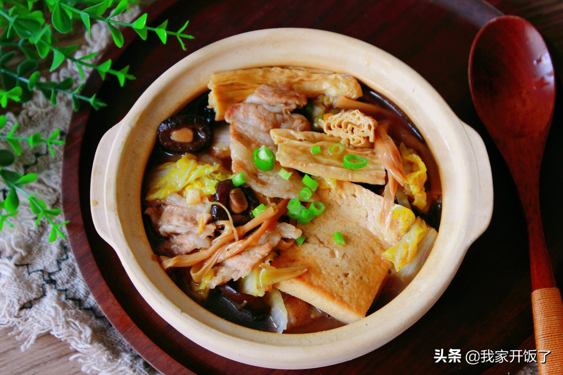 中餐厅里面简单的菜,中餐厅做美食