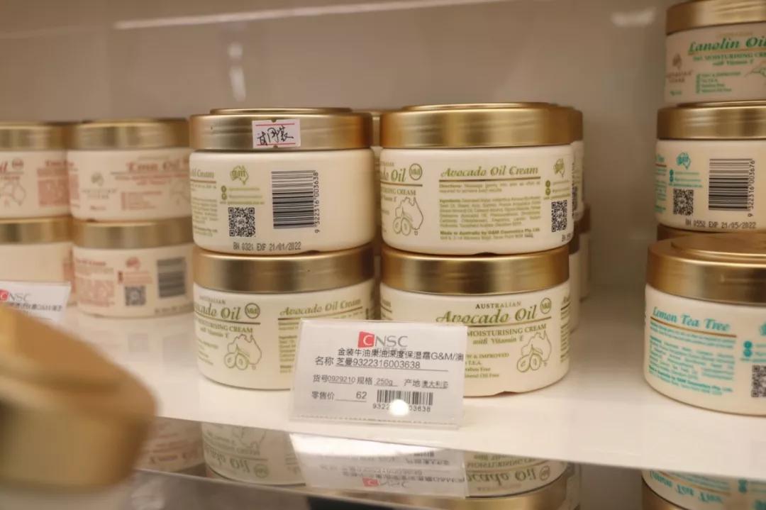 WOW！何必去国外，这家火爆魔都的市内免税店终于来郑州了