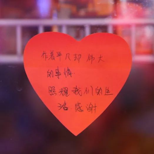 在宁波街头，我被暖到了