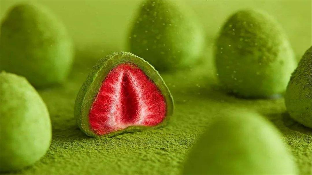 3种很可爱的糖果，第一种女生最爱吃，第三种竟有一颗完整草莓