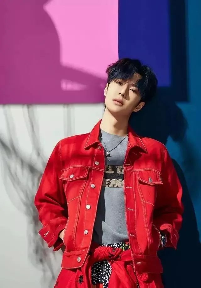 地素razzle深圳男装,地素时尚入股运动潮牌