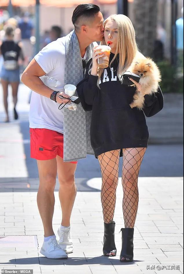 下一个小甜甜?16岁少女嫁51岁男演员,网暴10年还被催自杀