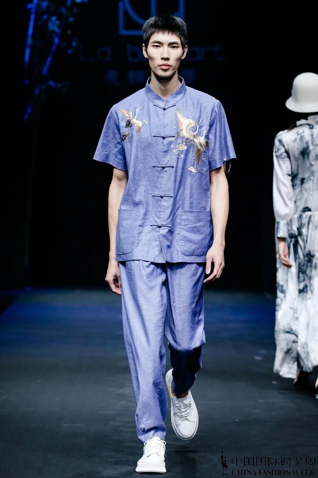 小众设计师秀场,时尚秀场精致的设计