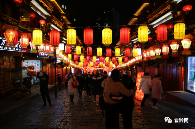 都匀“网红街”火到央视除夕在全国霸屏了！！！