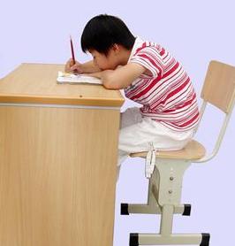 六岁的小孩说腰疼腿疼怎么回事,6岁孩子说腰疼怎么回事