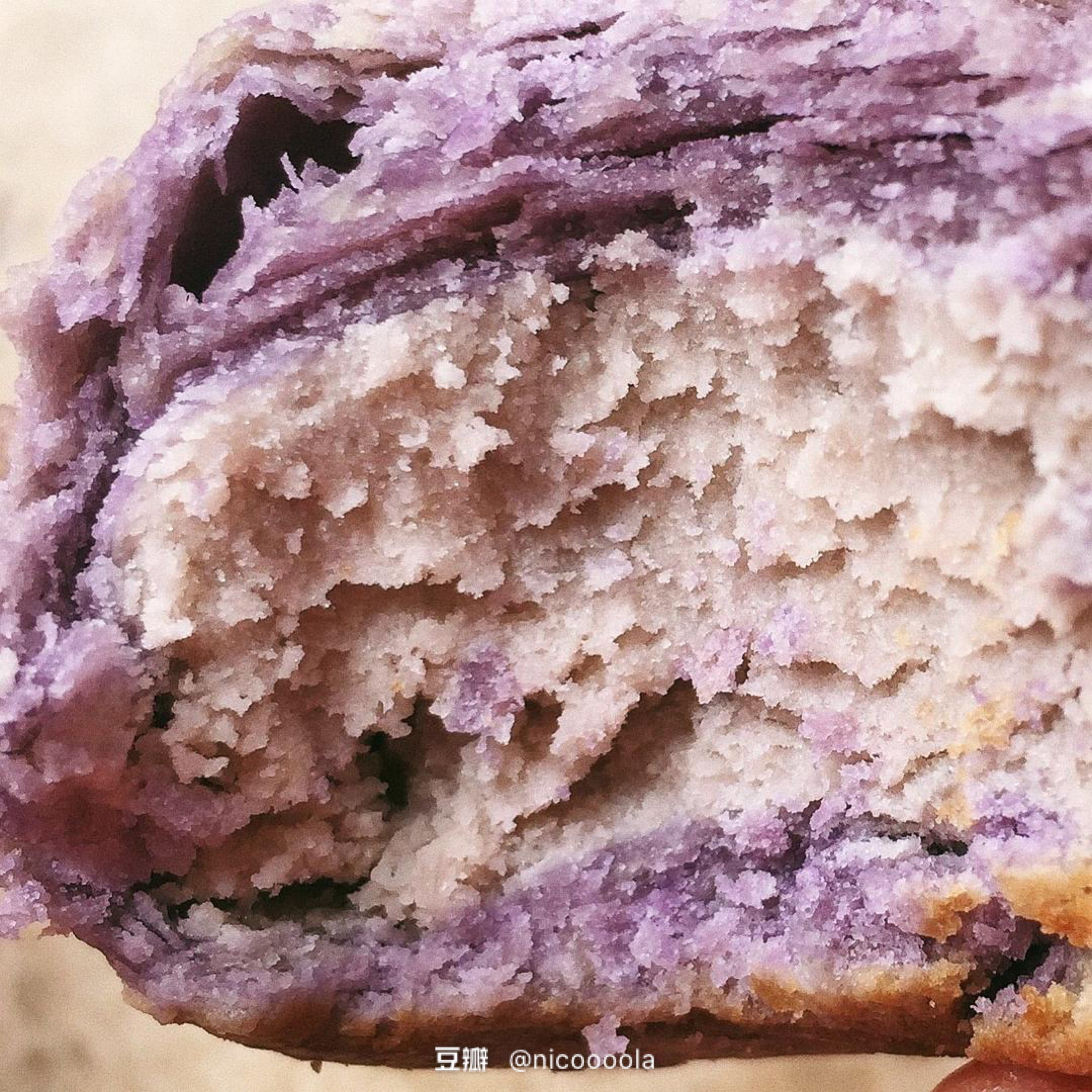 我在办公室的抽屉里，藏了一间小型超市