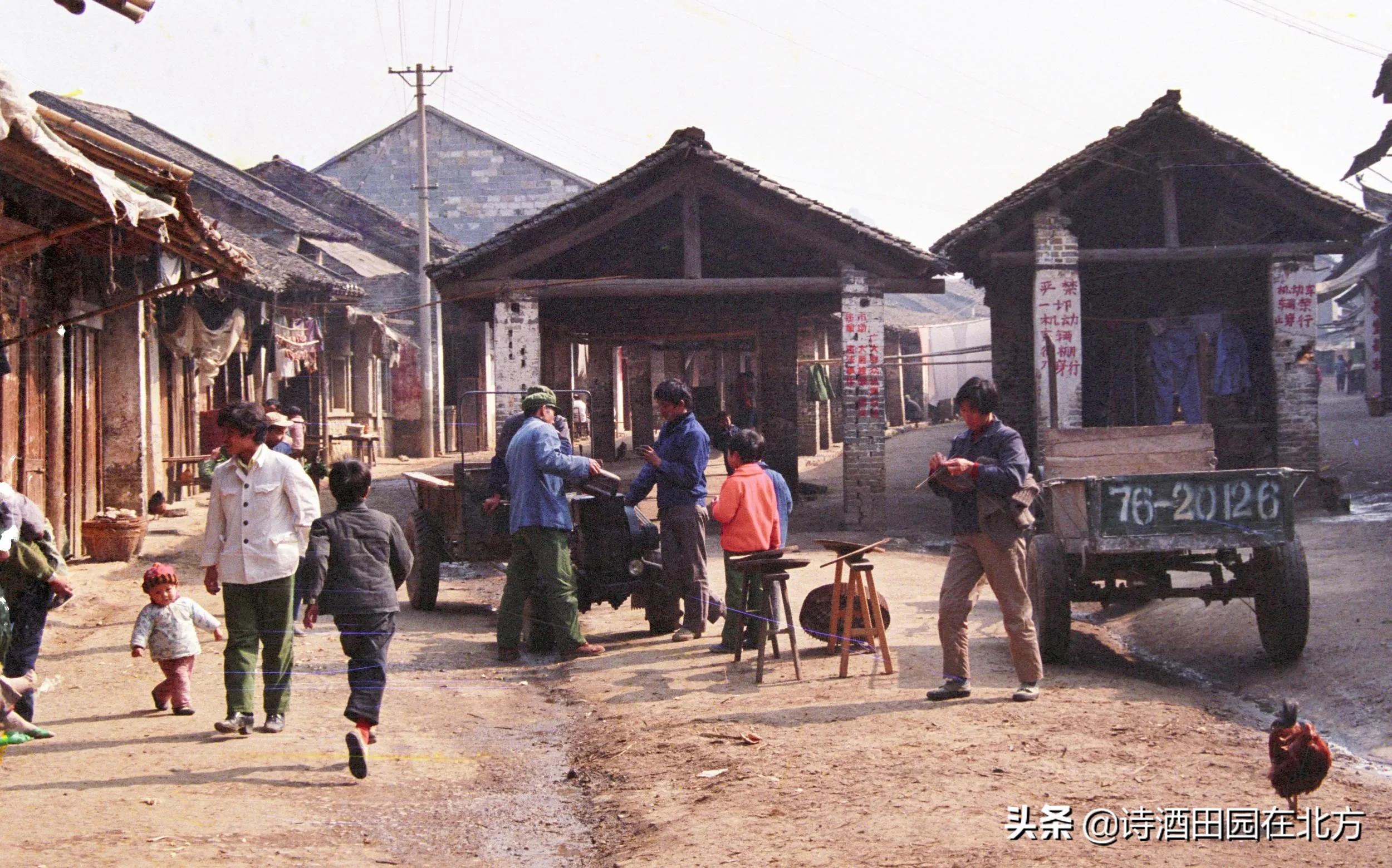 八十年代阳朔,上世纪八十年代广西桂林图片