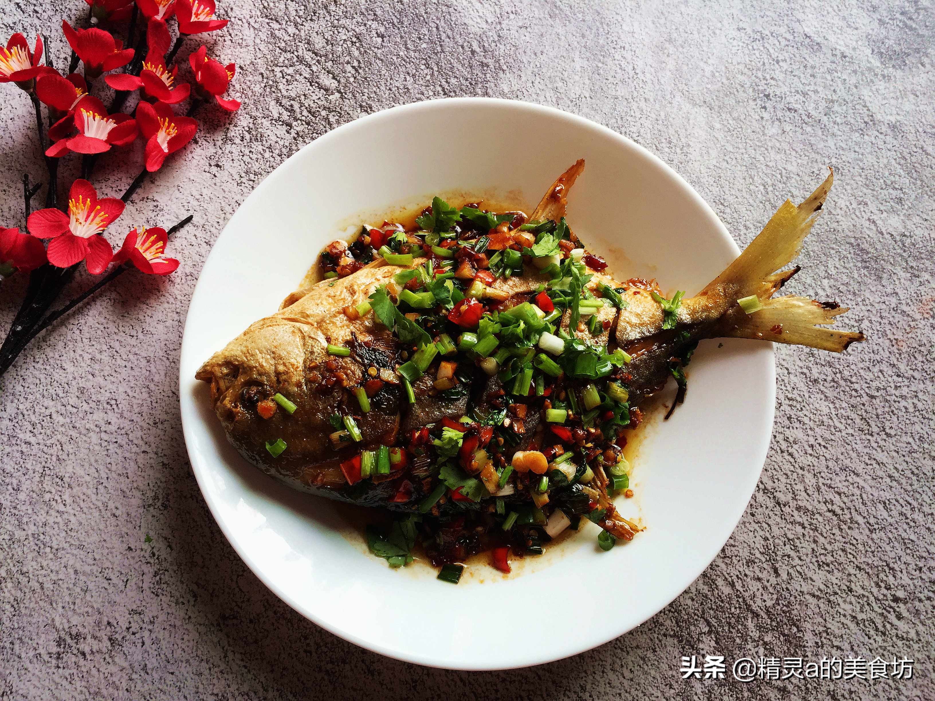 鲳鱼这么烧绝对够味简单又快捷,鲳鱼怎么煎好吃又不粘锅