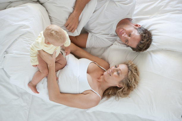 升级当了妈妈,有些人却郁郁寡欢--关爱产后抑郁症