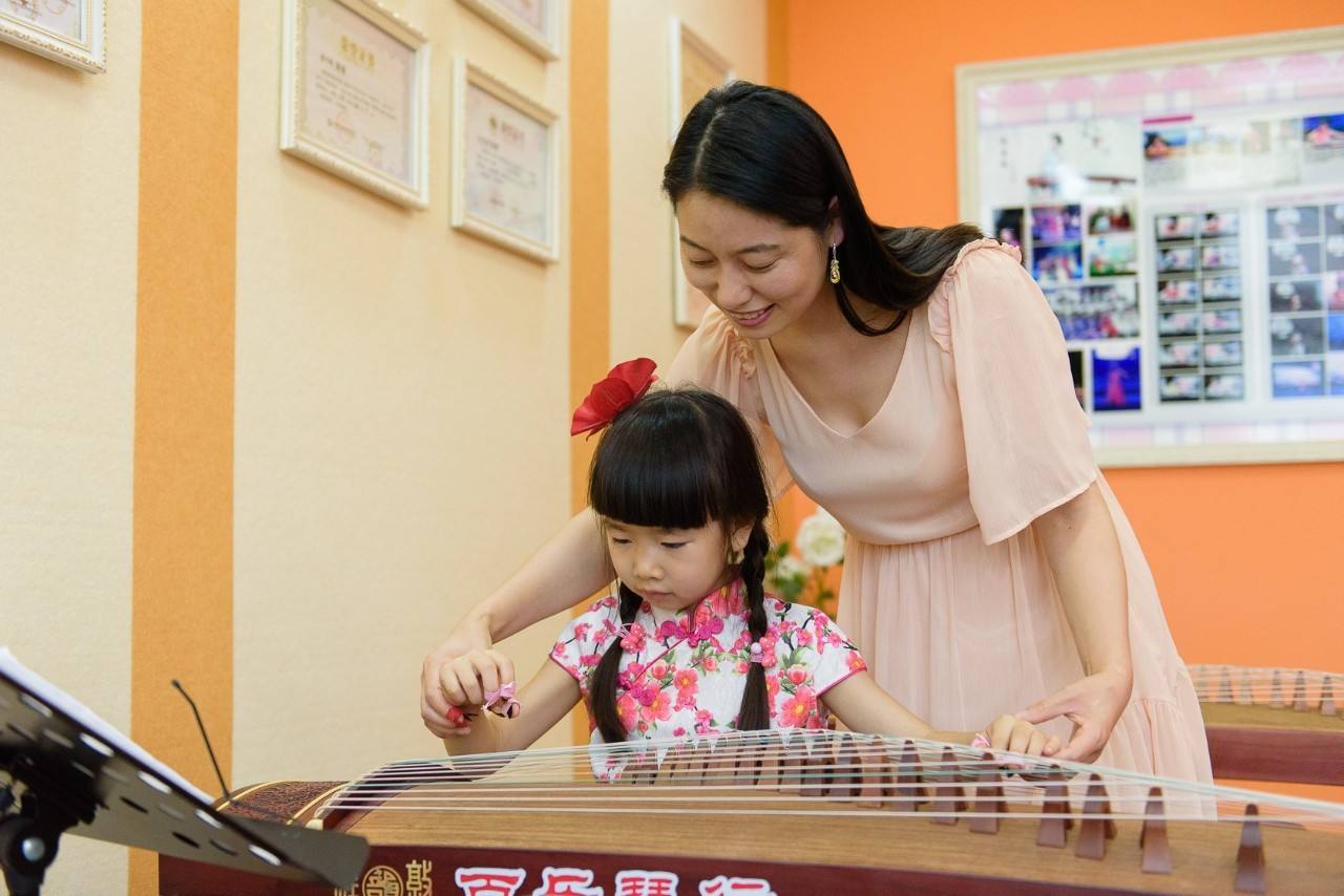 古筝好学吗难不难学,古筝紫竹调好学么