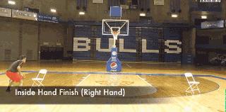 低手上篮动作技巧及注意事项,篮球空接上篮教学怎么练