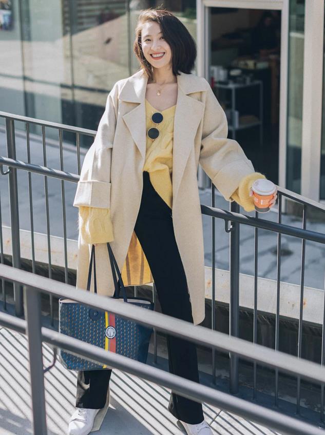 显白气质又柔软渐变慵懒风毛衣,浅紫罗兰色毛衣显黑还是显白