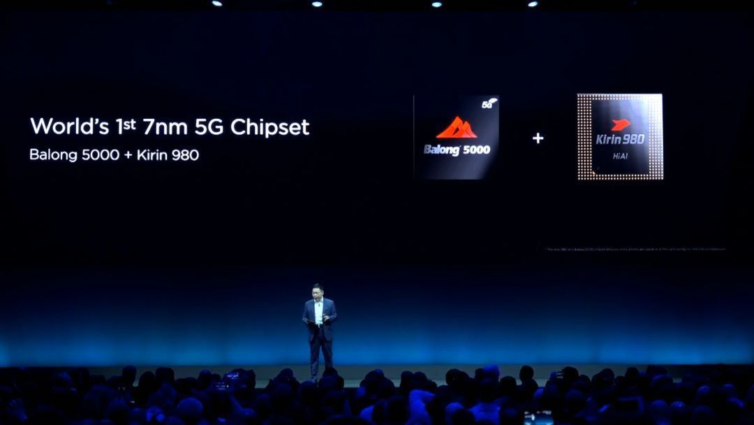 华为5g折叠屏手机在欧洲,华为5g折叠屏手机价格