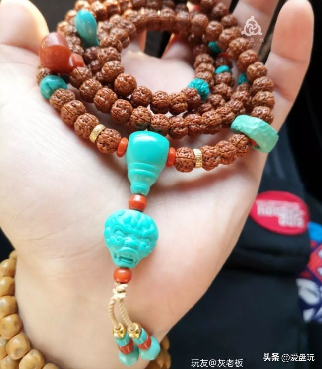 一条串加几个金标效果好,一条串配几百个配饰