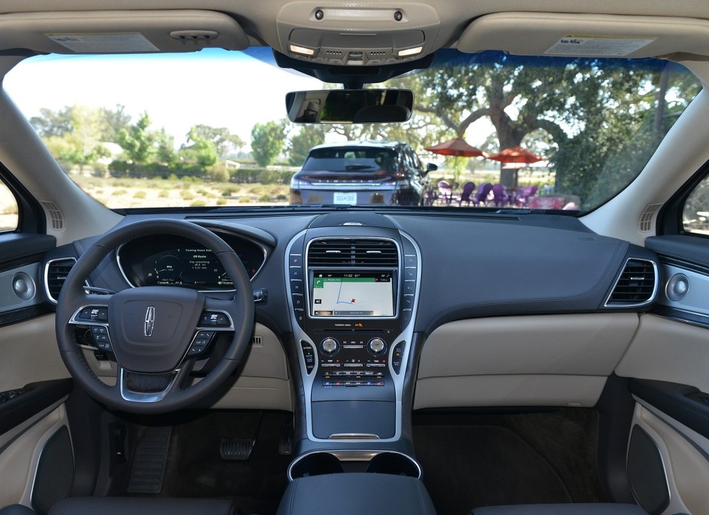 又一顶级豪车将入华捷恩斯g90,又一日系豪车异军突起车长近5米