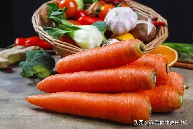 眼花流泪模糊按哪些穴位,眼睛干涩眼花的穴位