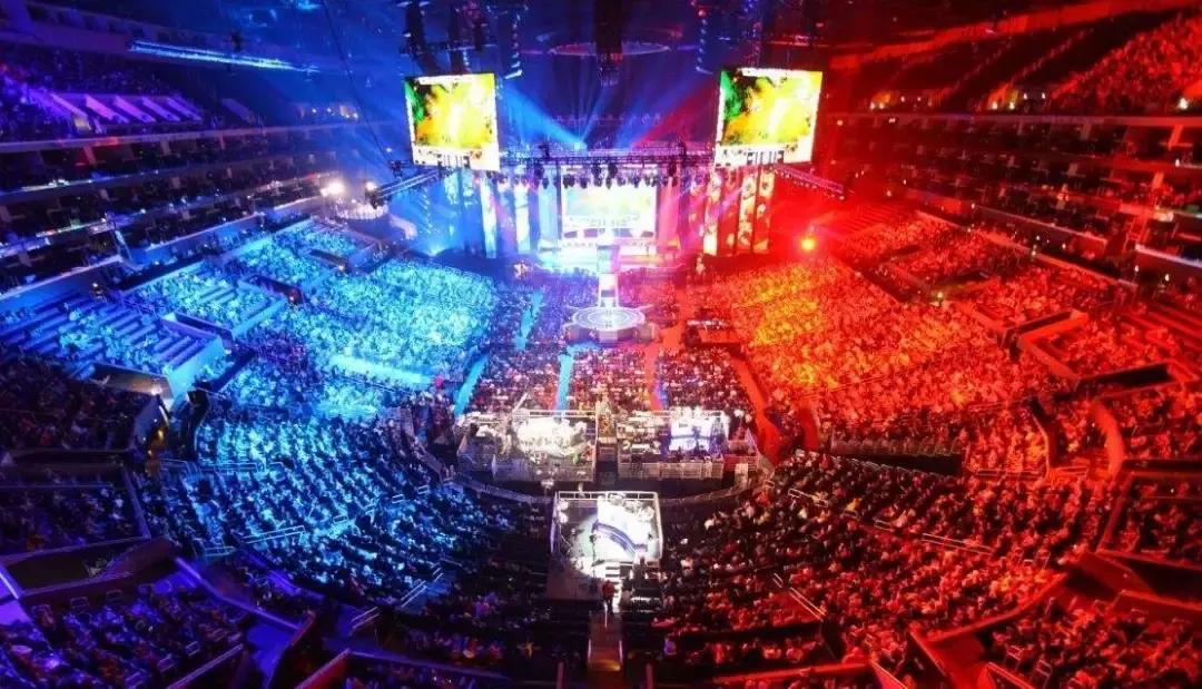 电竞产业的变革者们:一位豪门子弟,一位老人,一位童年回忆