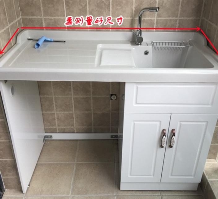 窗帘装在阳台十大坑,客厅窗帘怎么装防止阳台暴晒