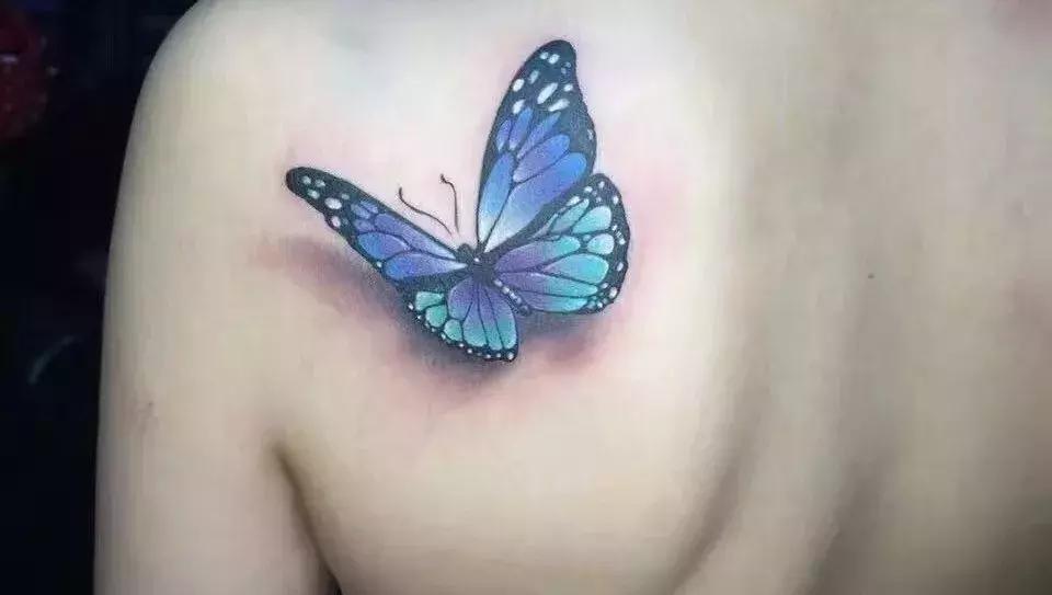 后背纹身有哪些,代表自由的背部纹身