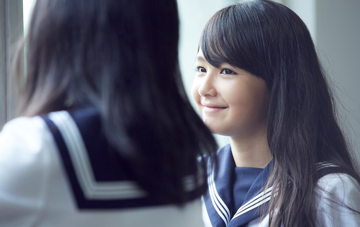 初中女生跳拉丁舞,初二女生跳拉丁舞