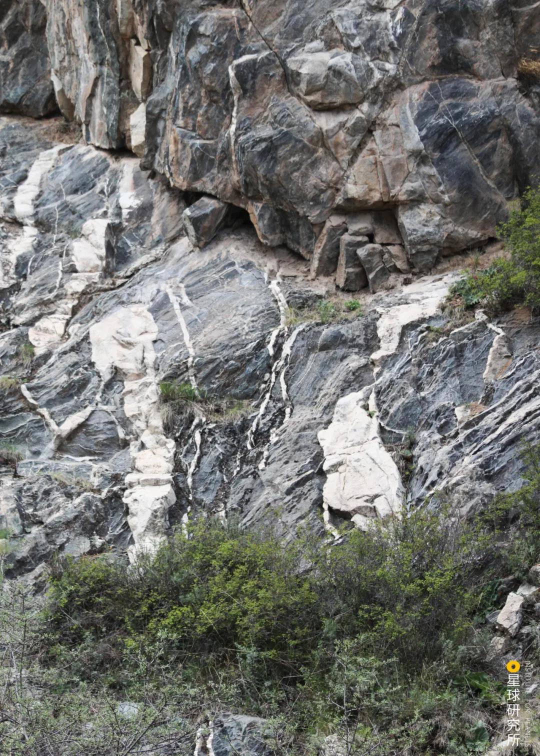 五台山值得去吗,泰山和五台山哪个更值得去