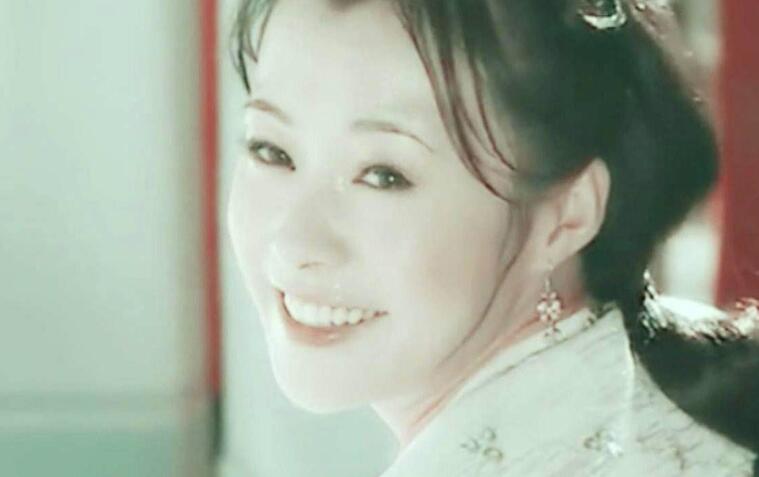 公主坟是真的埋葬着还珠格格吗,公主坟里的还珠格格是真的吗