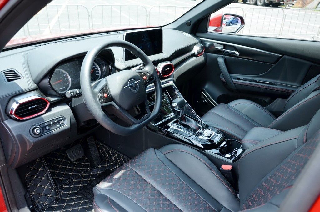 第四次创业开山之作，百公里加速杀进8秒内，海马8S初体验