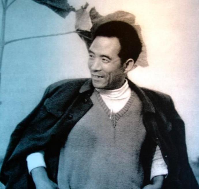 横跨57年，这2部电影3个山东男人，凭什么惹哭了3代中国人？