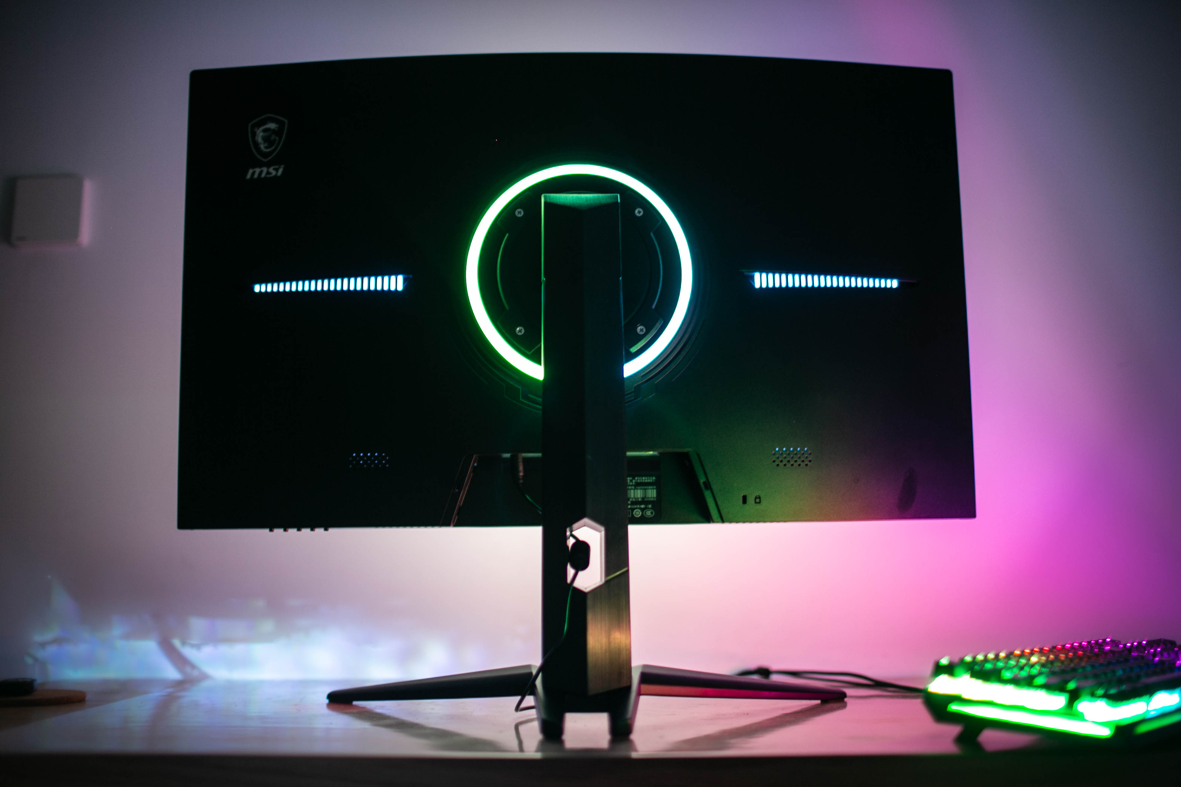 微星pag304cqr显示器测评,微星mag321qr显示器测评