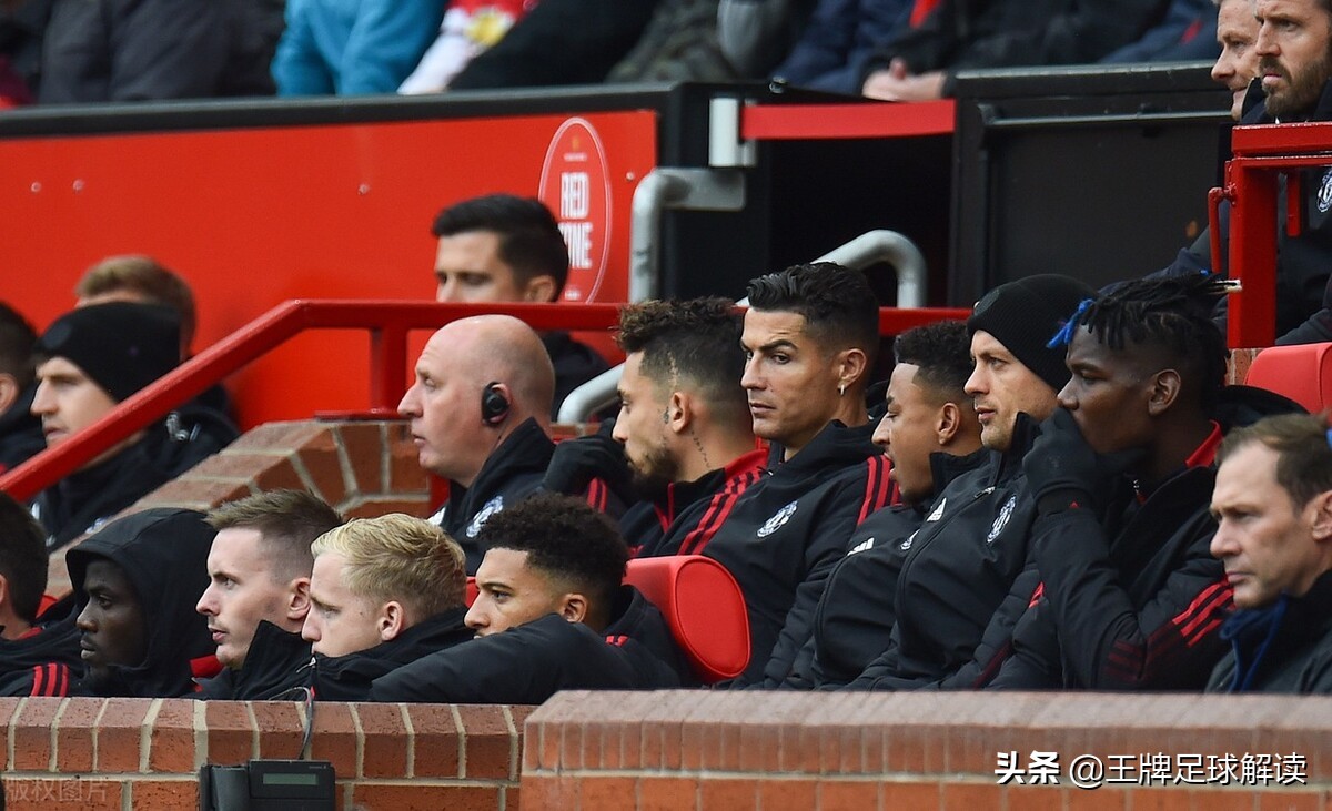 曼联惨绝11人无缘欧冠首战,曼联遭绝平3-3埃弗顿