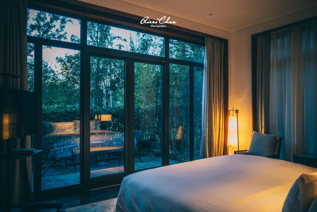 这是湖边度假酒店的性价比天花板！还有双11玩法剧透