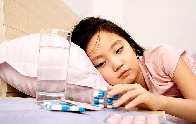 感冒发烧医生一般开什么处方药,感冒发烧用物理治疗都是什么方法