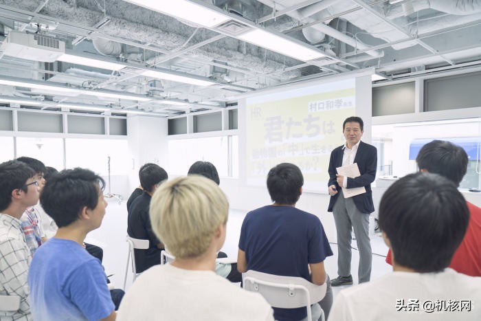 黄牛在高中生赚钱比赛拔得头筹,净赚18万日元被DMM社长称赞