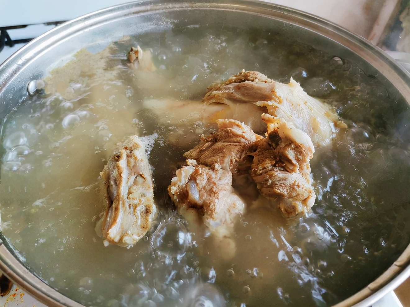 炒菜好吃的秘密原来就是它,大厨分享30个炒菜技巧