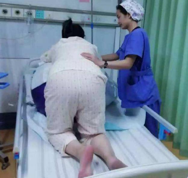 开十指以后还会有宫缩吗,开十指还能愈合吗