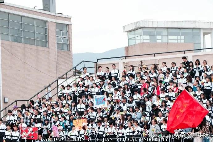 福医大上学怎么样,我劝你千万不要惹学医的女生