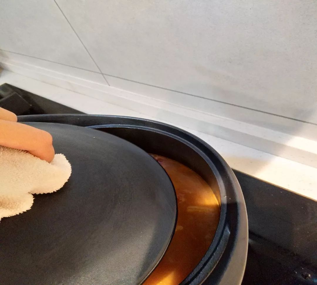 轻奢辛西娅22cm珐琅铸铁炖锅,20cm宝石蓝渐变色铸铁珐琅炖锅