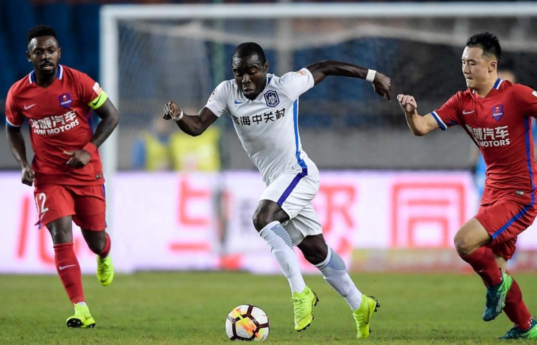 斯威vs上港最新比分,上港对泰达实况