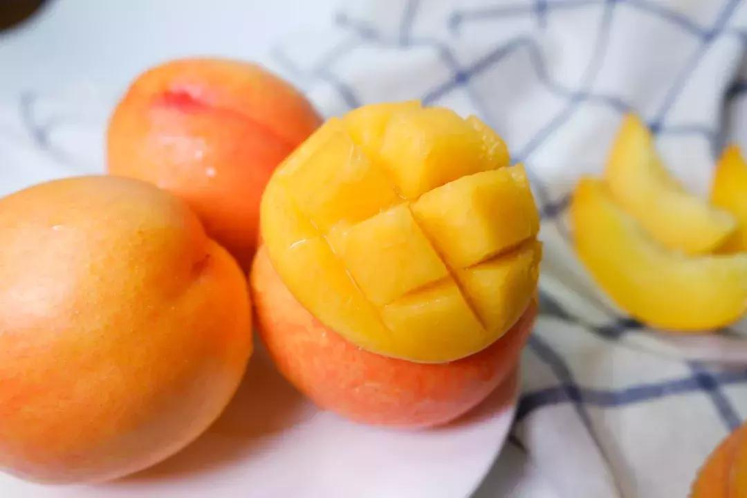 不是仙桃，胜似仙桃！甜、香、鲜的桃界新宠，老人小孩超爱吃