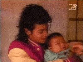 中山迈克尔杰克逊,迈克尔杰克逊跟中山老太太合影